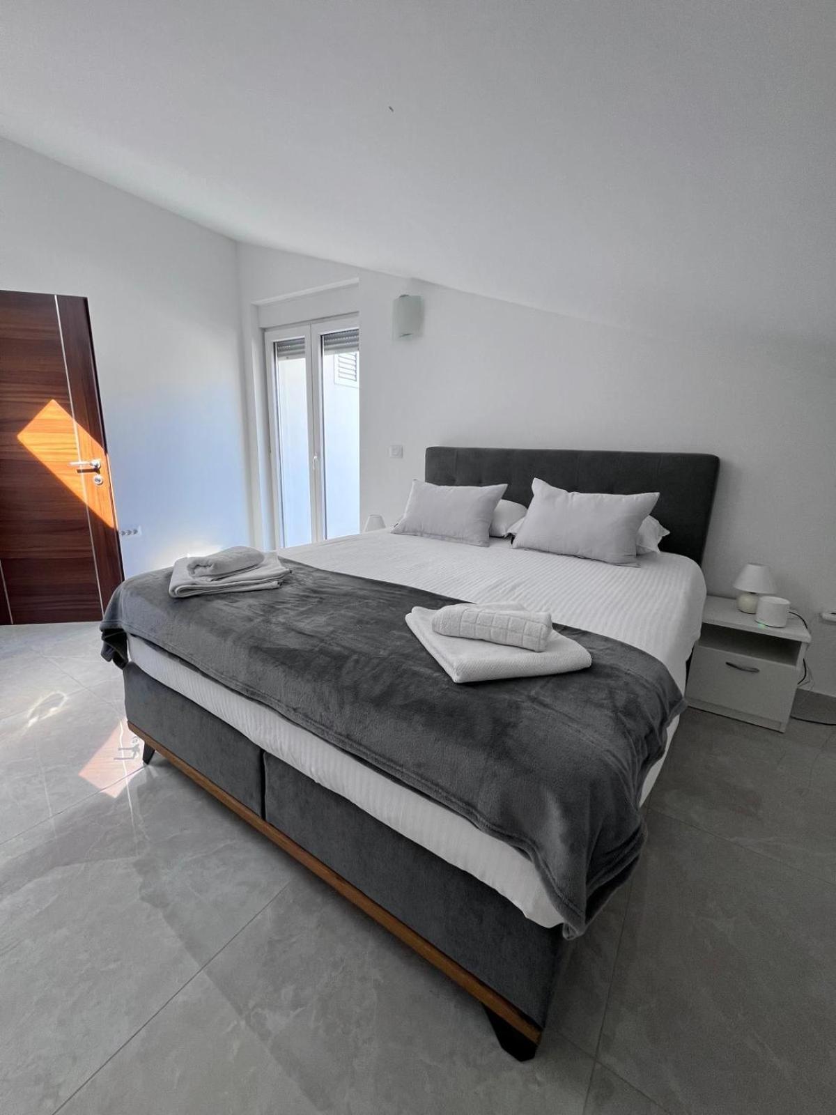 Seascape Deluxe Residence Pjescana Uvala Zewnętrze zdjęcie